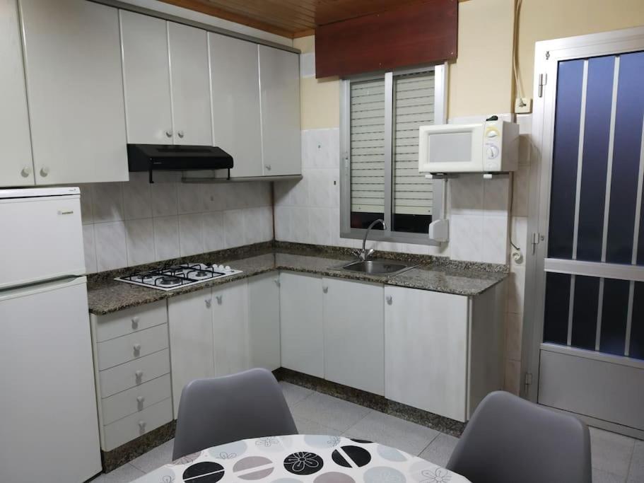 Apartamento con terraza y vistas al mar Bueu Exterior foto
