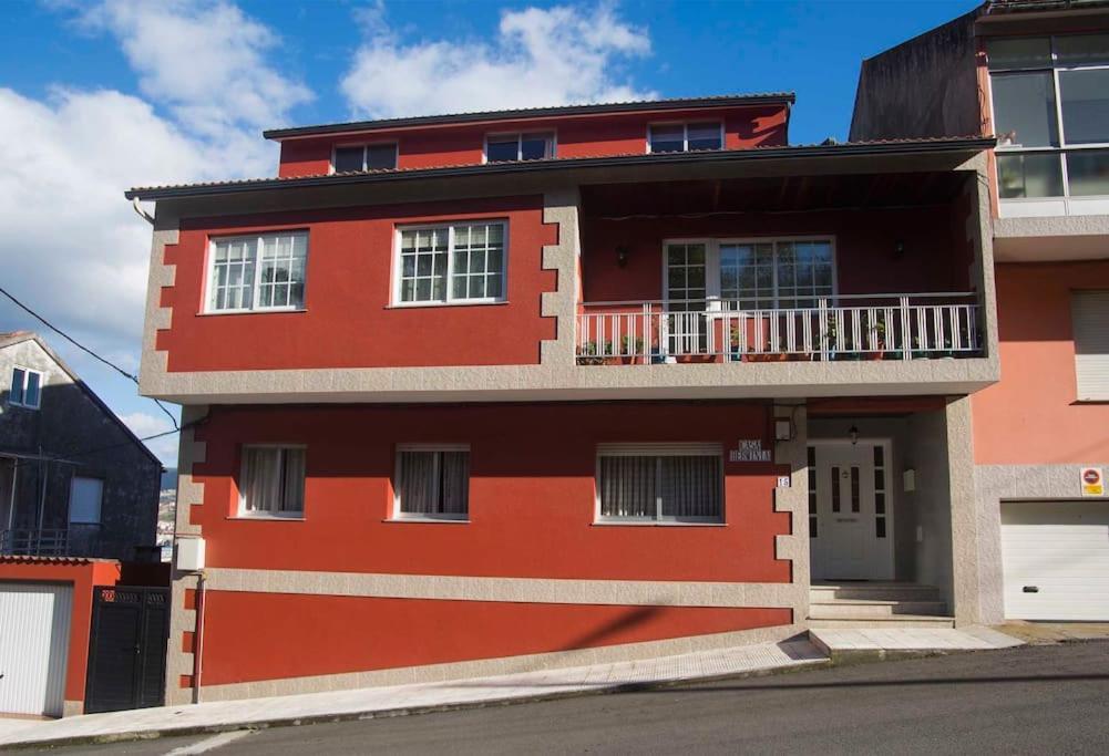 Apartamento con terraza y vistas al mar Bueu Exterior foto